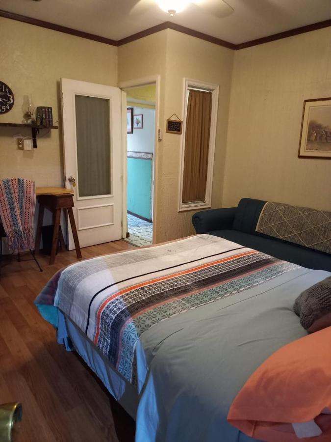 Home Stay Maria Hidalgo del Parral Εξωτερικό φωτογραφία