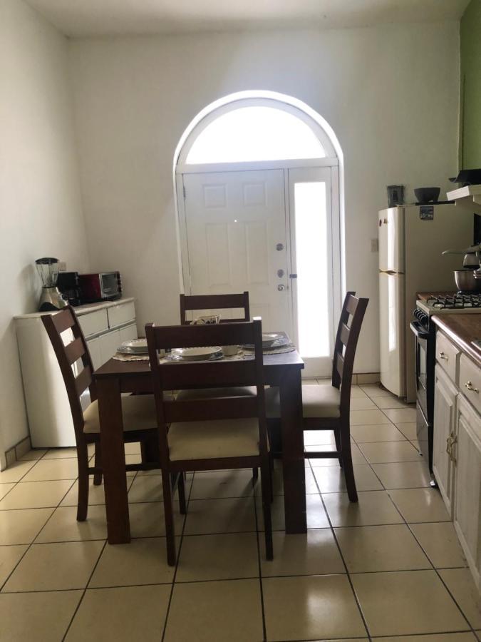 Home Stay Maria Hidalgo del Parral Εξωτερικό φωτογραφία